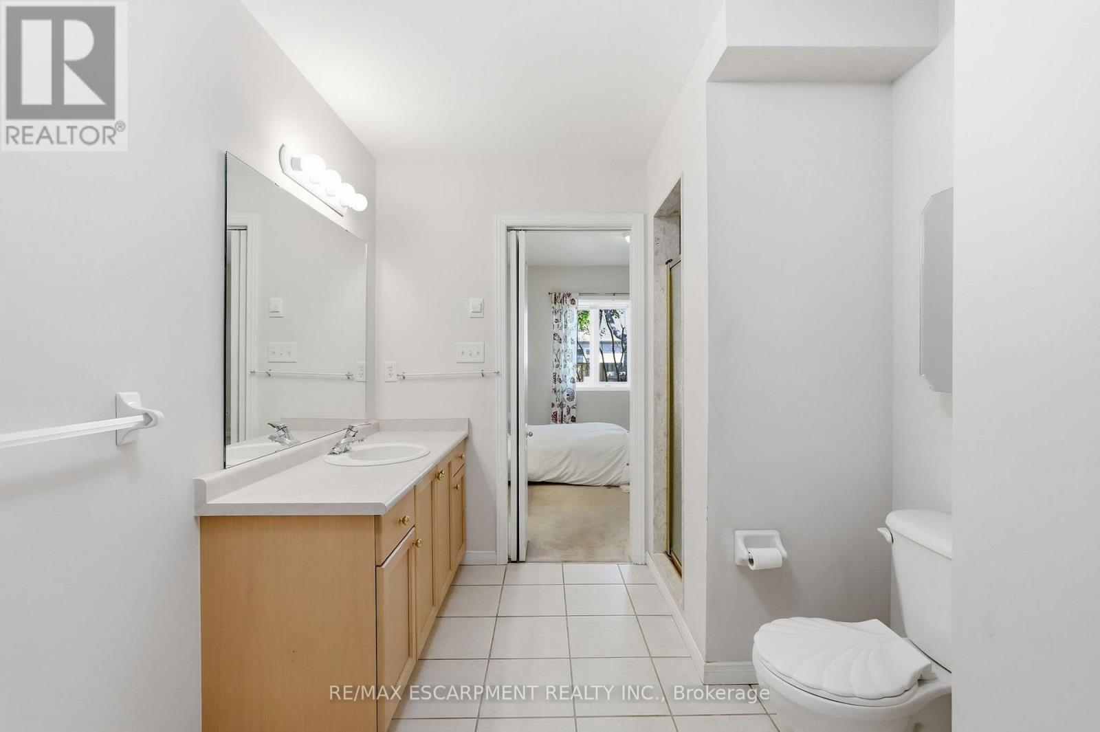 #41 212 STONEHENGE DRIVE - 18