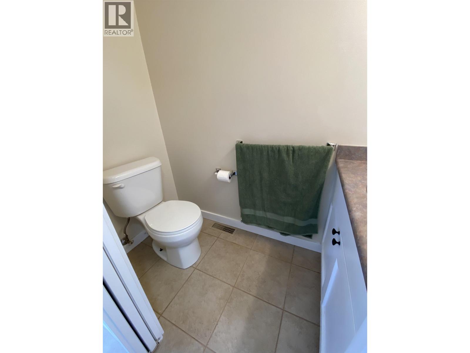 #3-2705 KALUM Street, Terrace