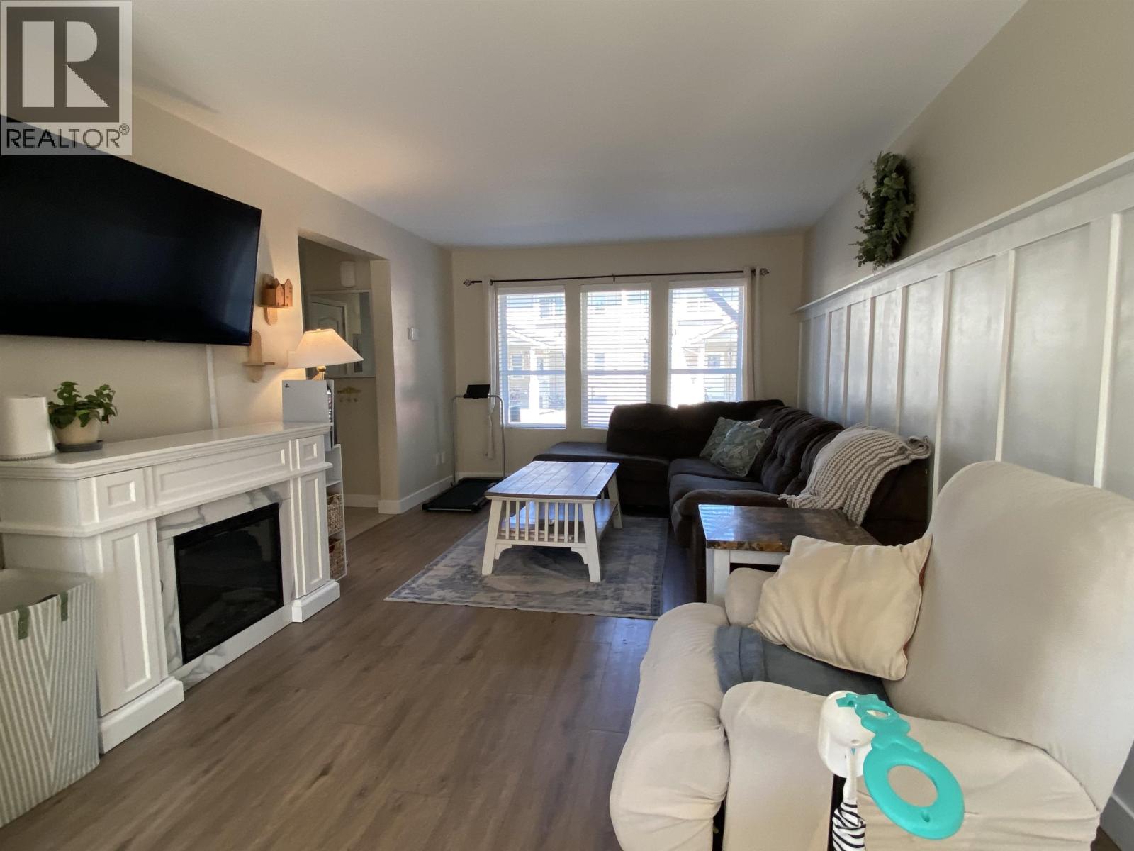#3-2705 KALUM Street, Terrace