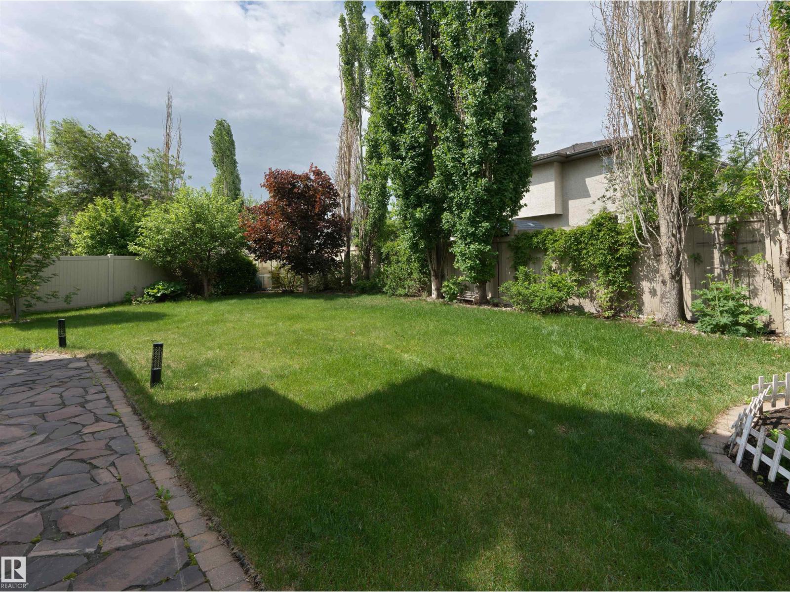 8708 207 ST NW - Image 33