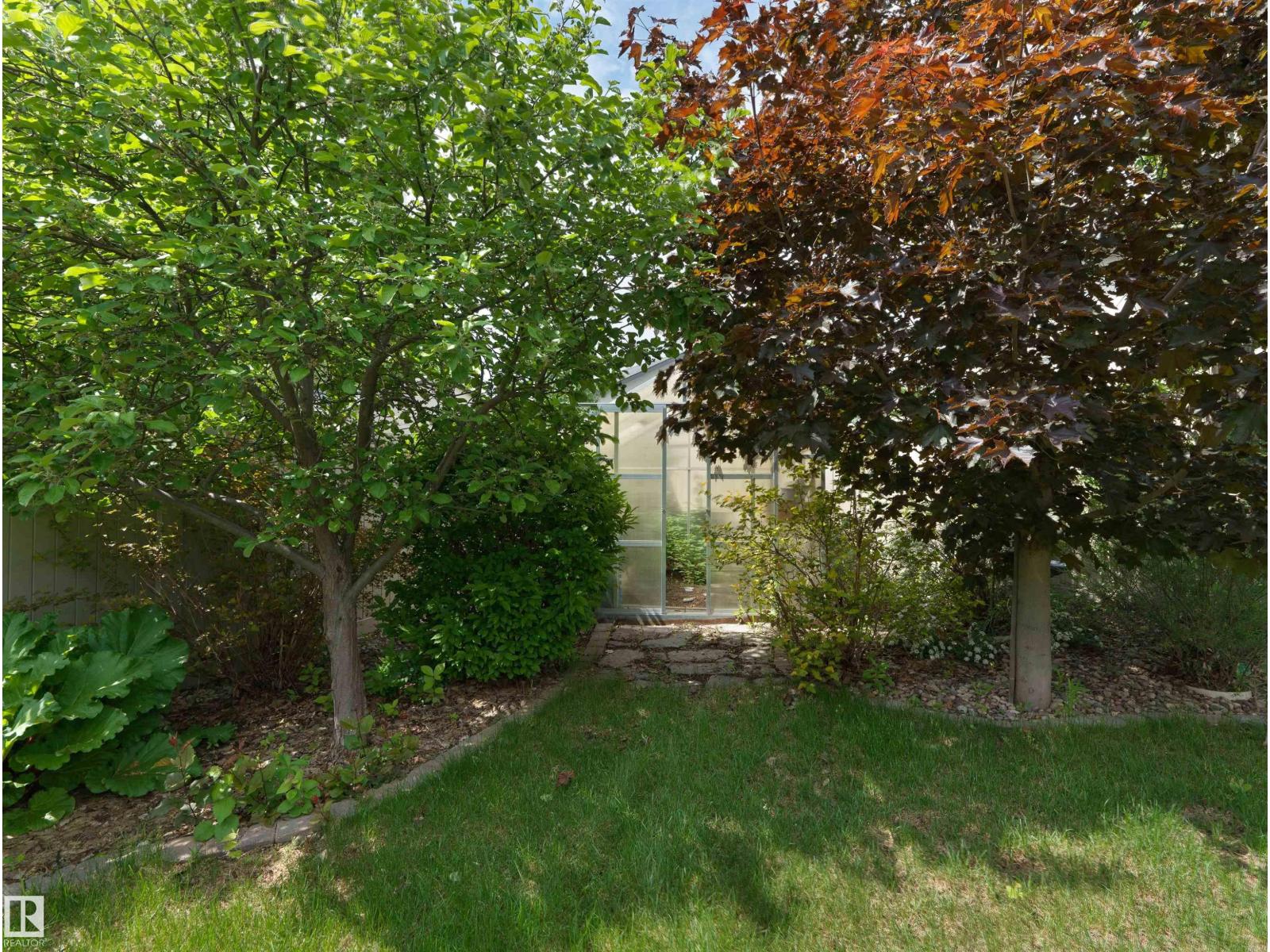 8708 207 ST NW - 38