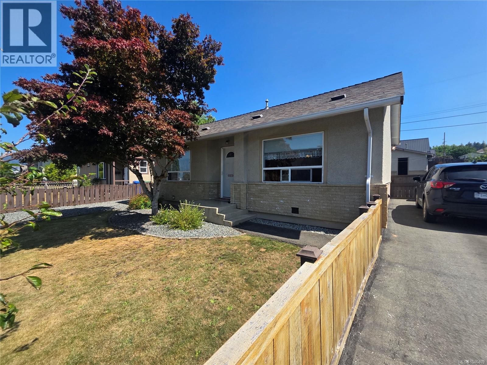 3871 Anderson Ave - 2