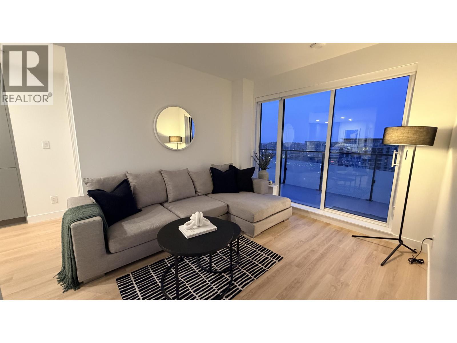 2 Bed, 2 Bath House for Sale in Richmond – PH1506 7977 LANSDOWNE ROAD, Richmond – MLS# R3153369 - Image 76