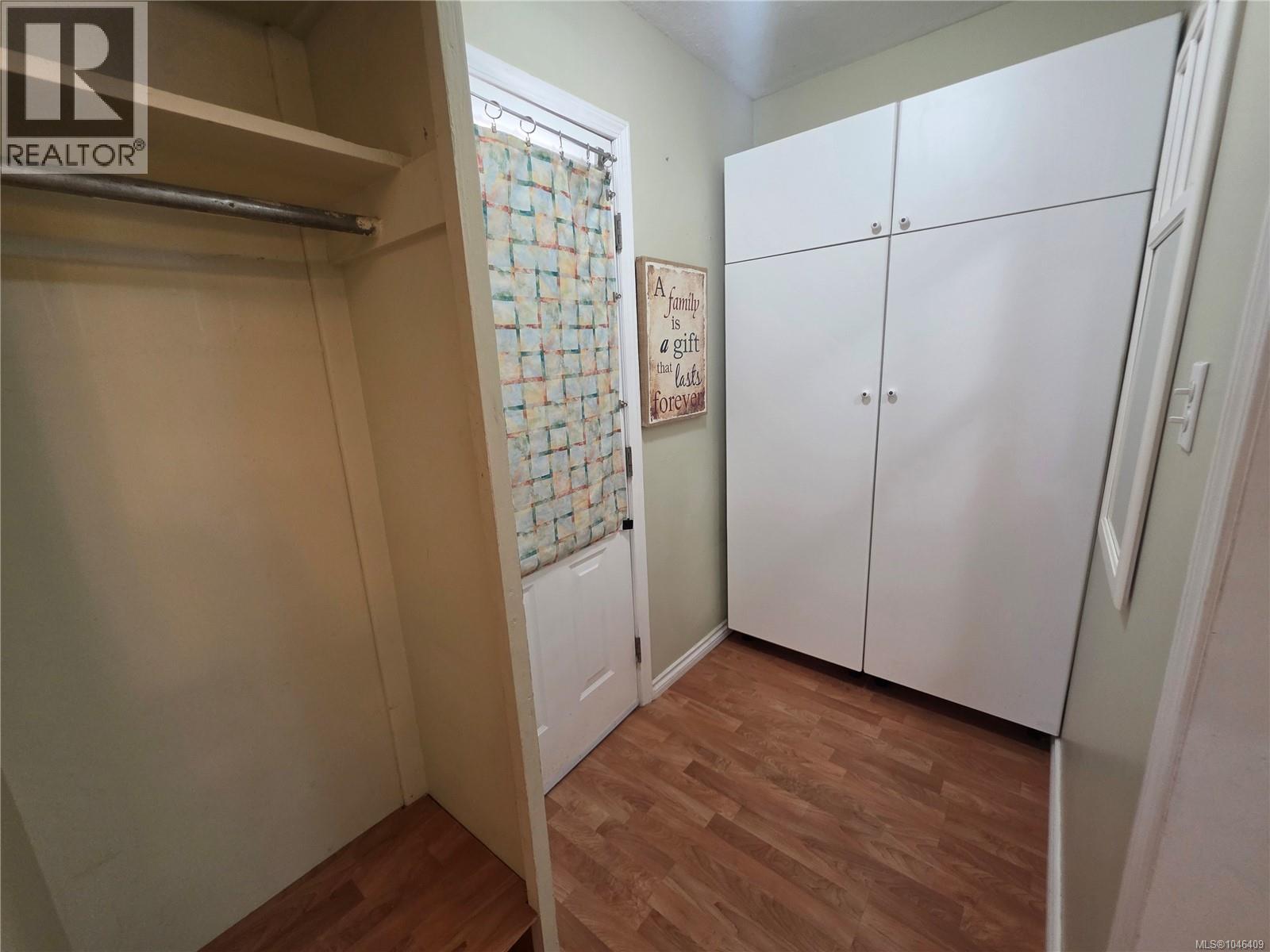 3871 Anderson Ave - Image 17