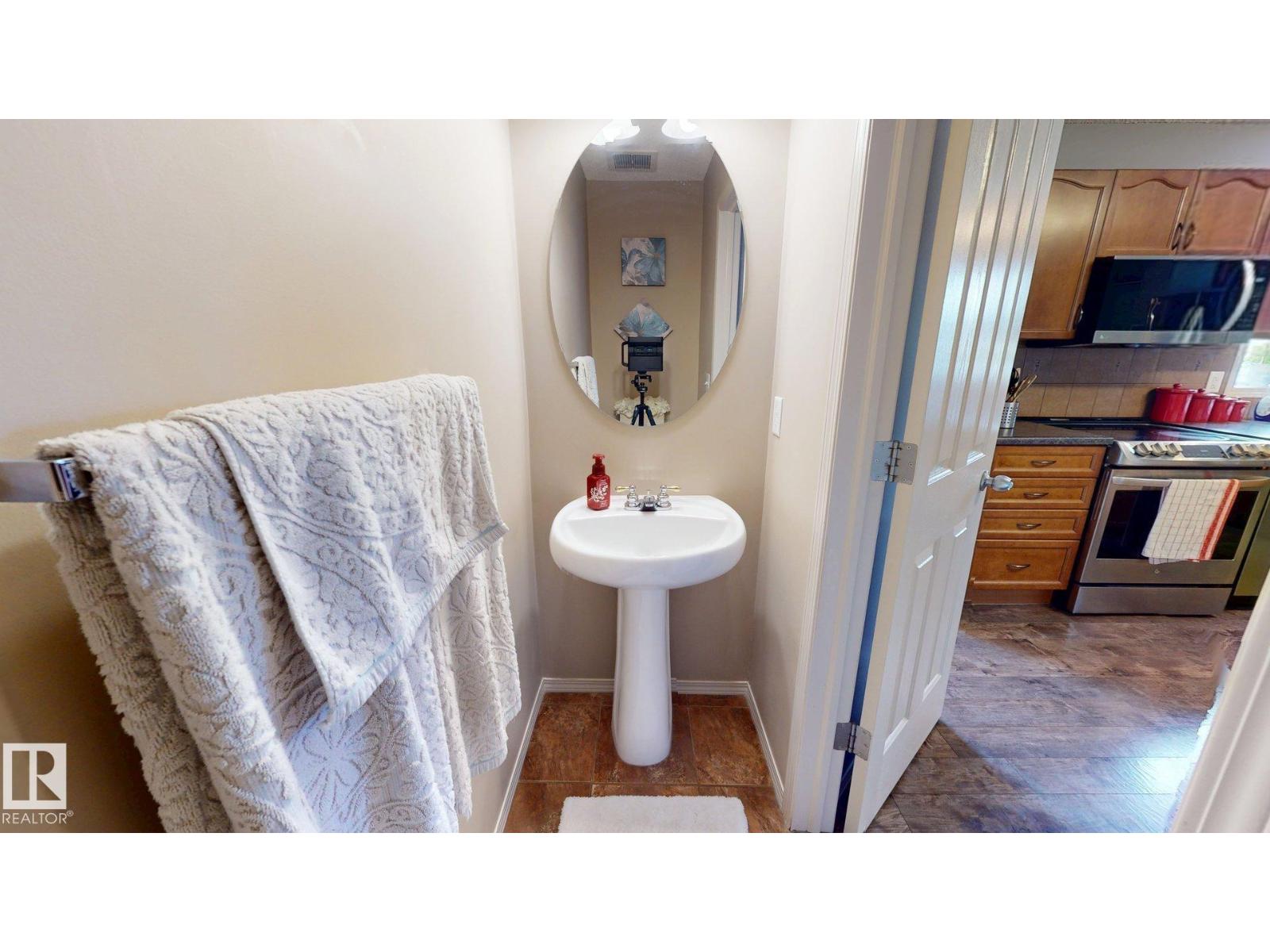 5992 South Terwillegar BV NW - 7