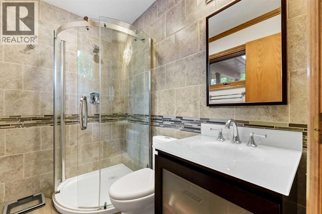 1174 16 Street NE - Image 25