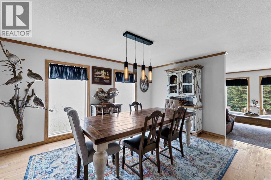 1174 16 Street NE - Image 15