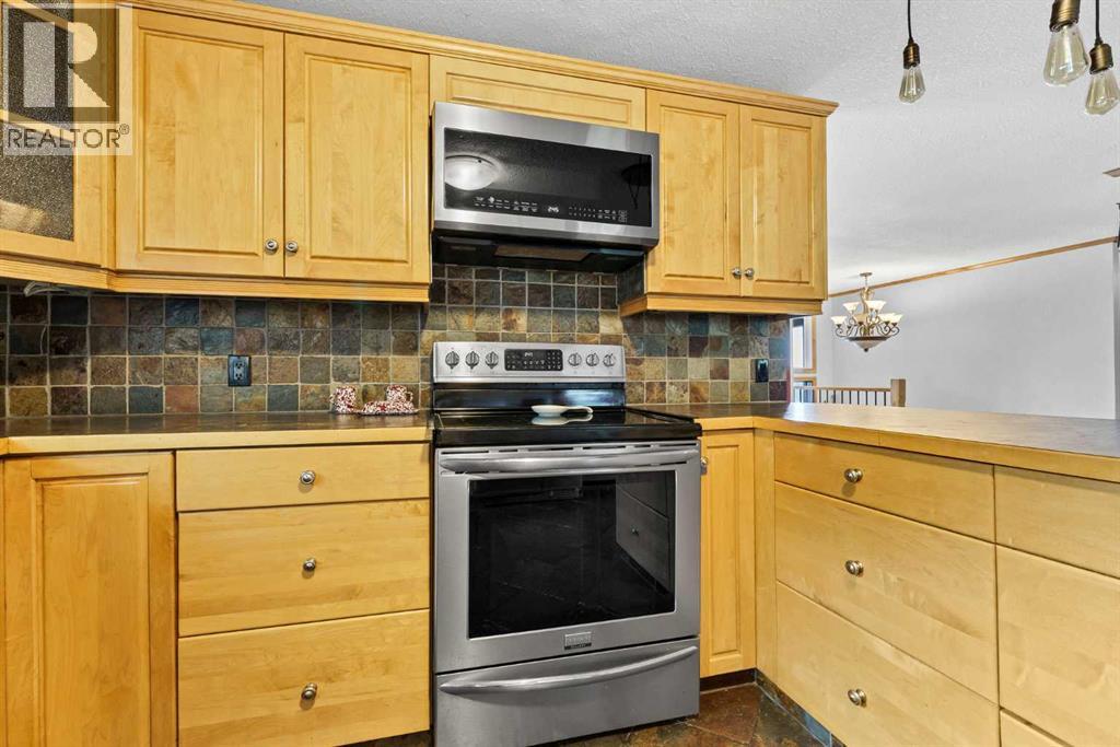 1174 16 Street NE - Image 14