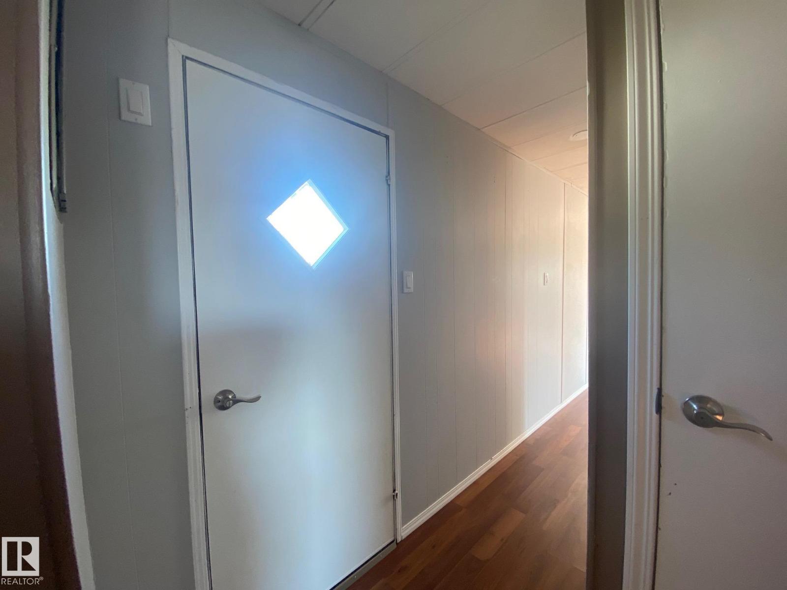 042-4819 51 Avenue - Photo 28