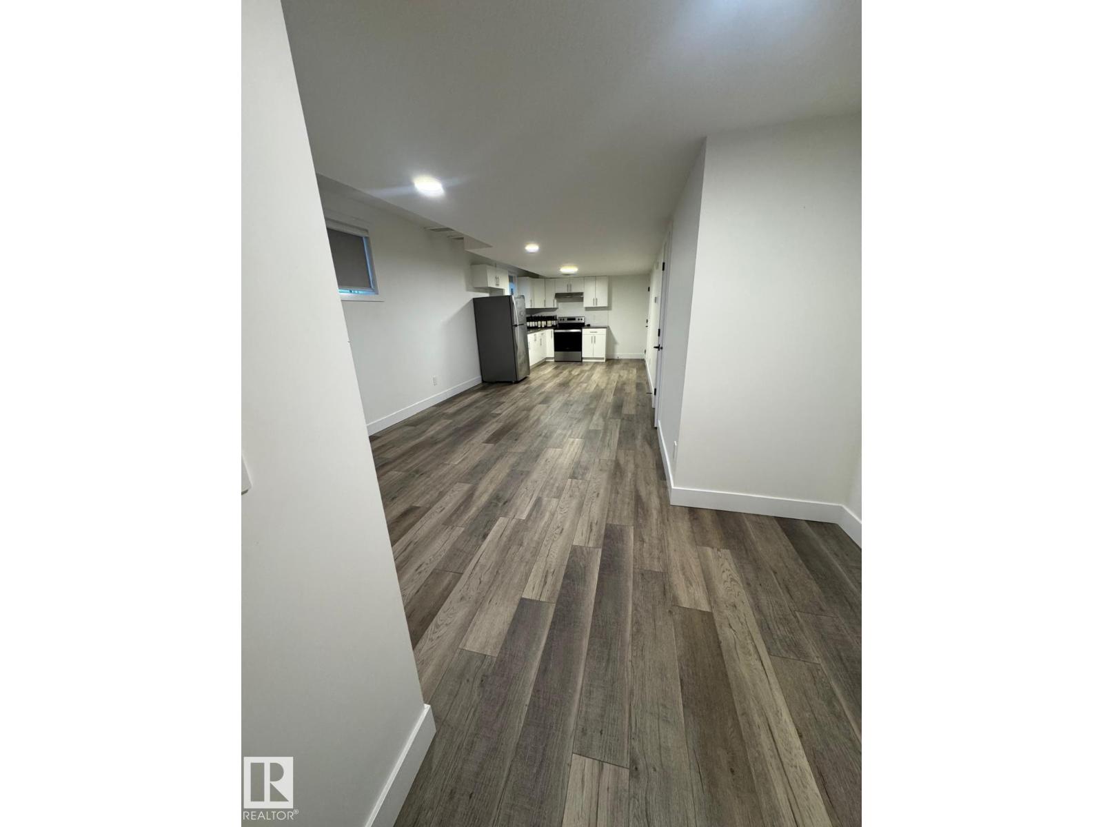 10227 146 ST NW - 59