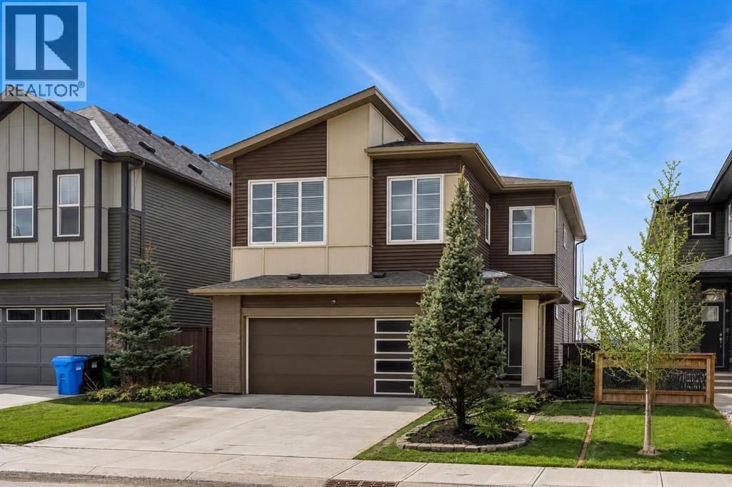 81 Carringvue Manor NW