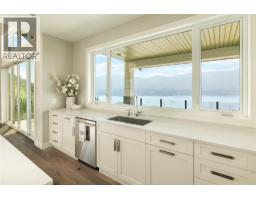 3320 Acacia Lane, Kelowna, BC V1V3G1 Photo 28