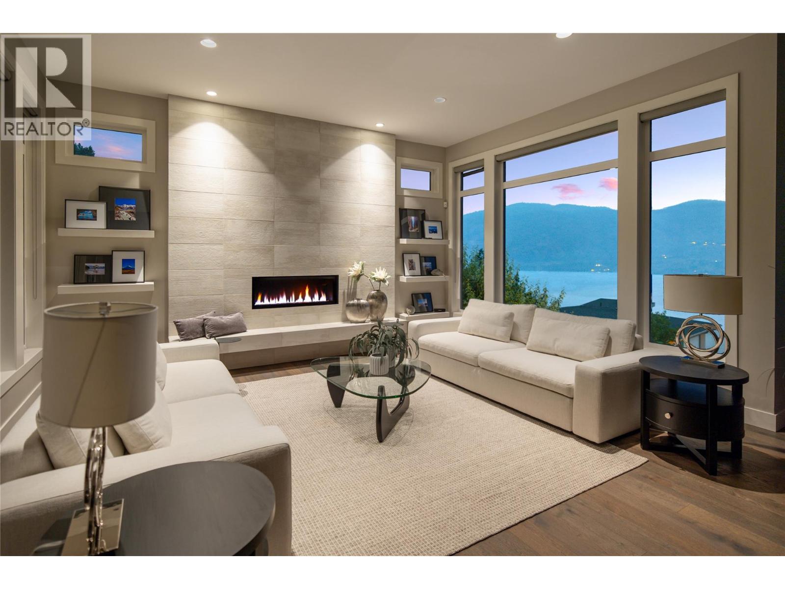 3320 Acacia Lane - 35