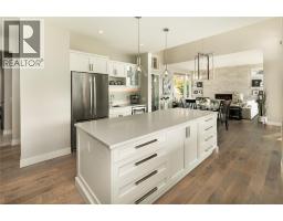 3320 Acacia Lane, Kelowna, BC V1V3G1 Photo 31