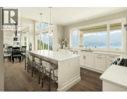 3320 Acacia Lane, Kelowna, BC V1V3G1 Photo 27