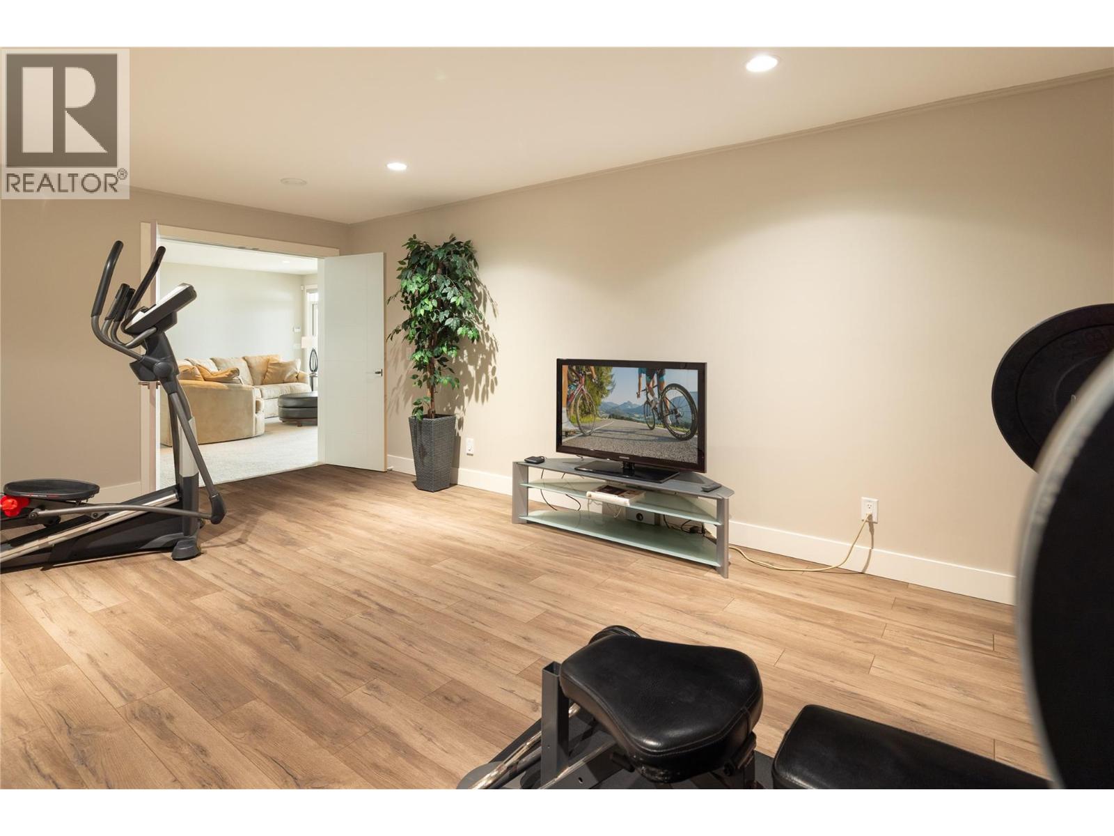 3320 Acacia Lane - Image 71