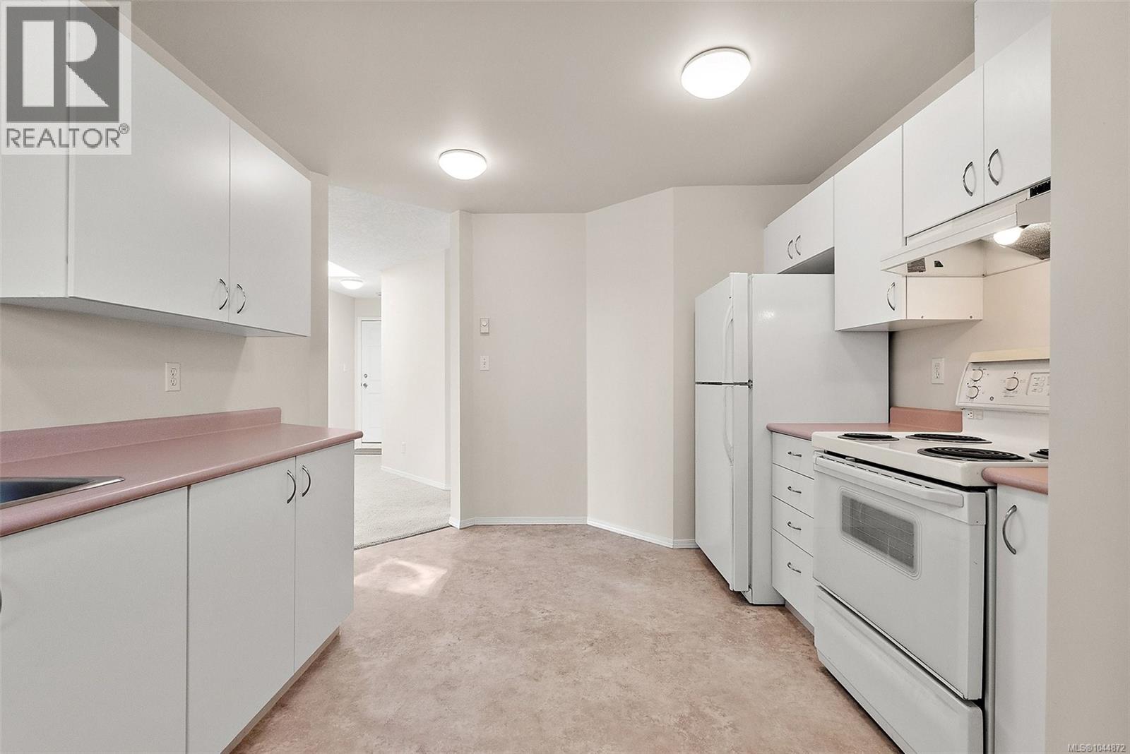 #312 3008 Washington Ave - Image 14