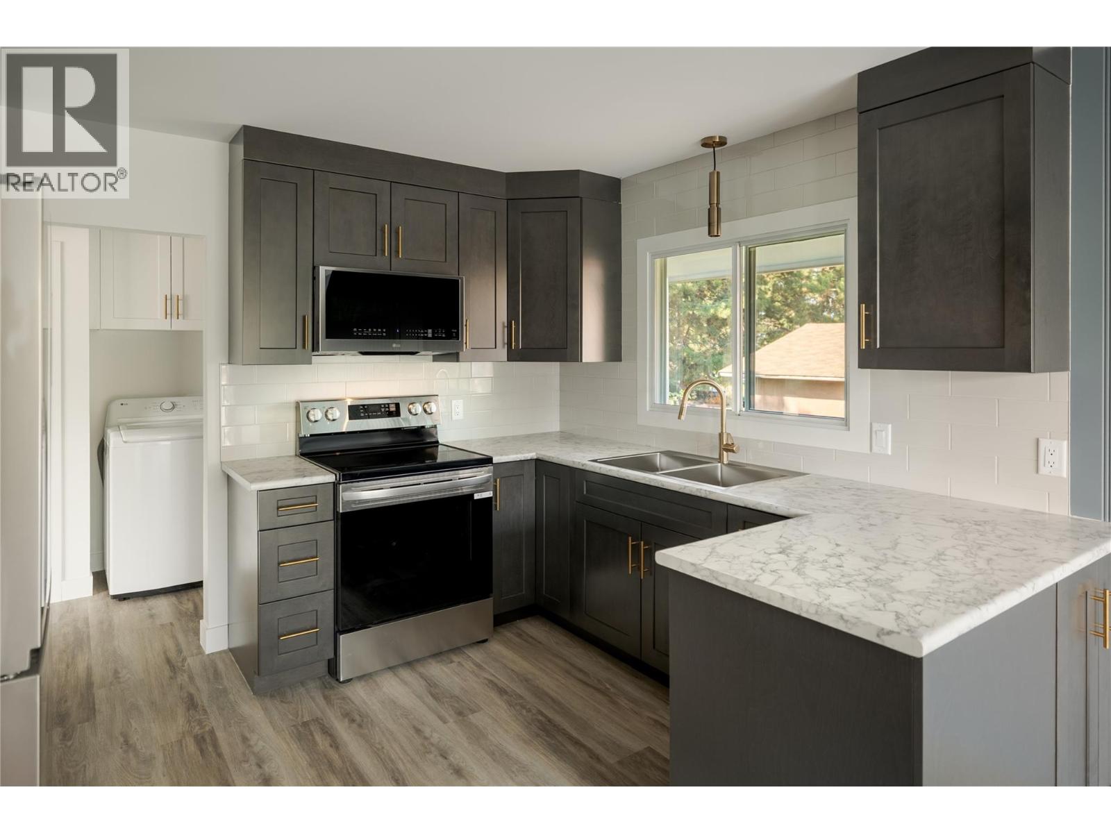  1284 McBride Road, Kelowna