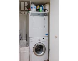 Basement Apartment - 7 Craven Road, Toronto, ON M4L2Z4 Photo 14