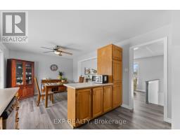 20771 Highway No. 17, Whitewater Region, ON K8A6W3 Photo 29