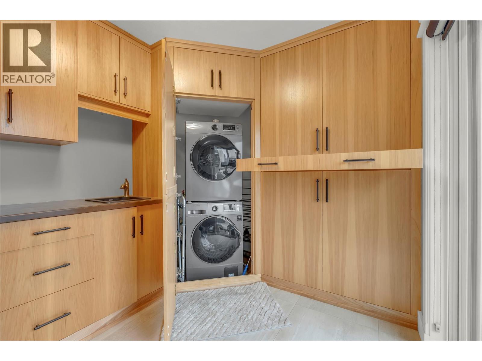 2301 Tait Street, Summerland