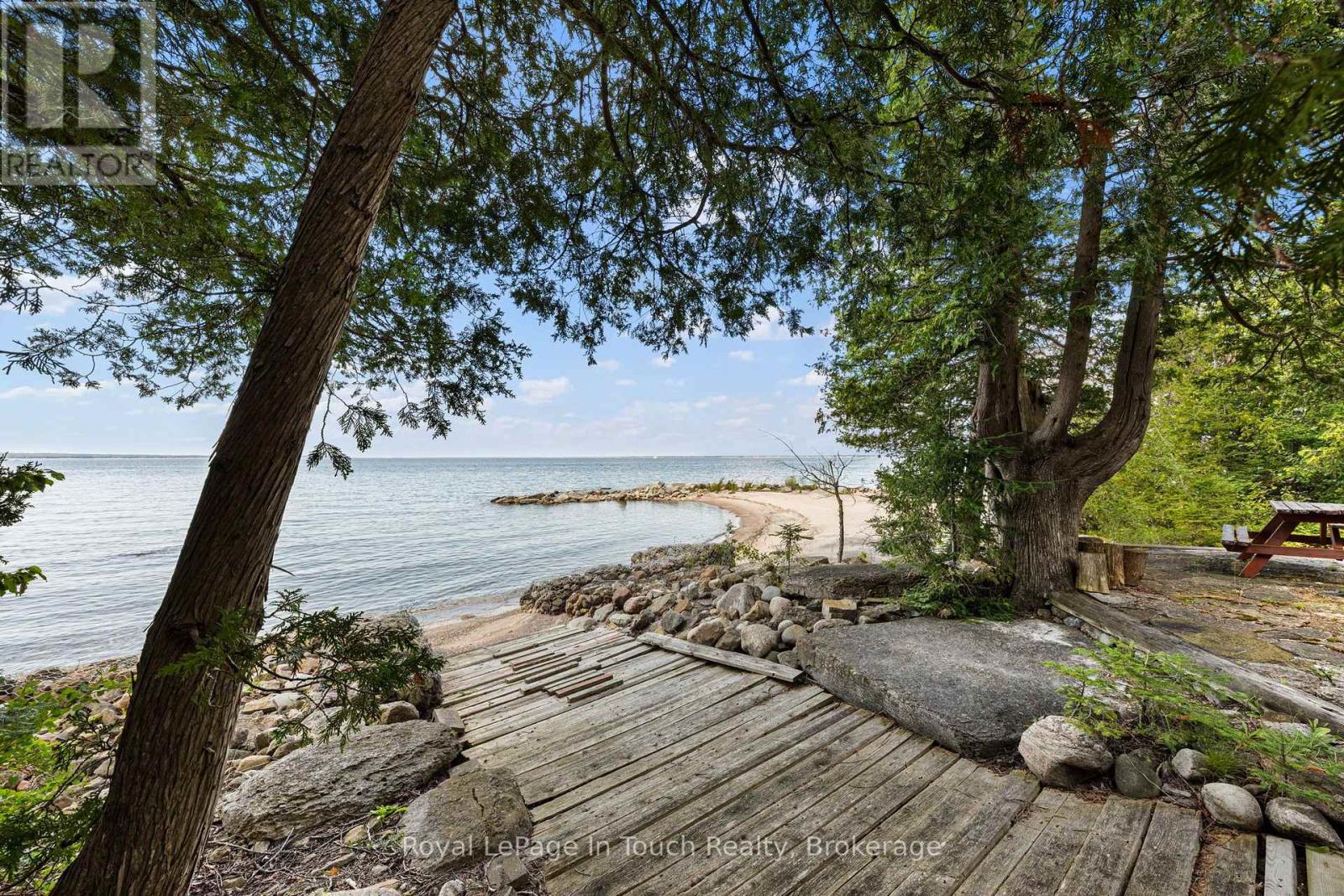 25 CHIPPEWA CRESCENT - Image 10