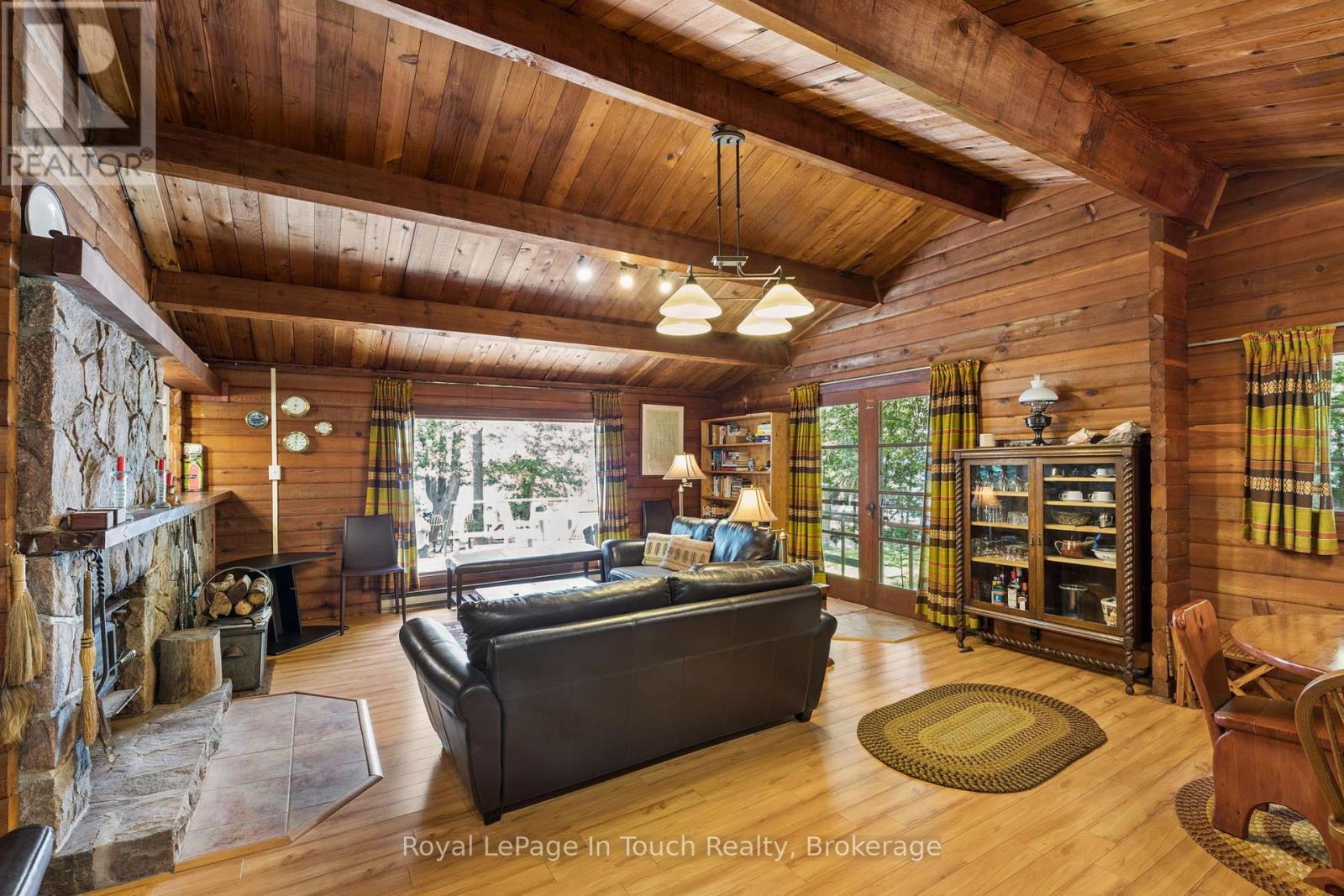 25 CHIPPEWA CRESCENT - Image 20