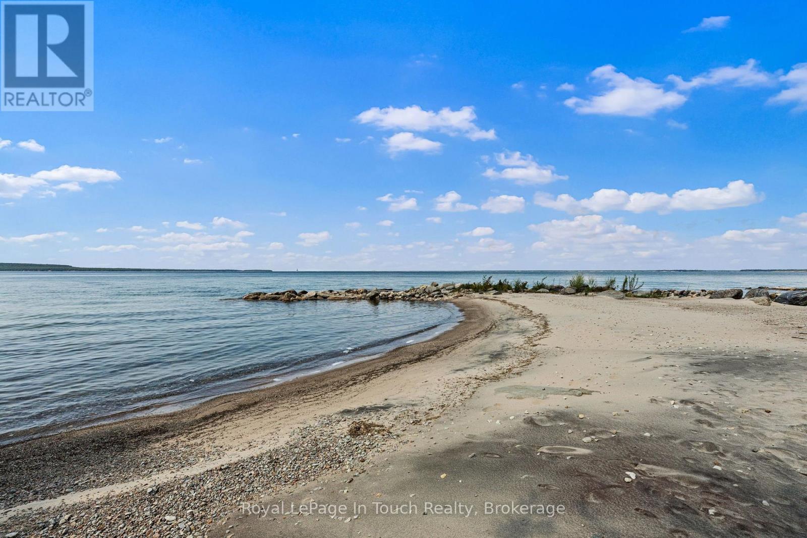 25 CHIPPEWA CRESCENT - Image 4