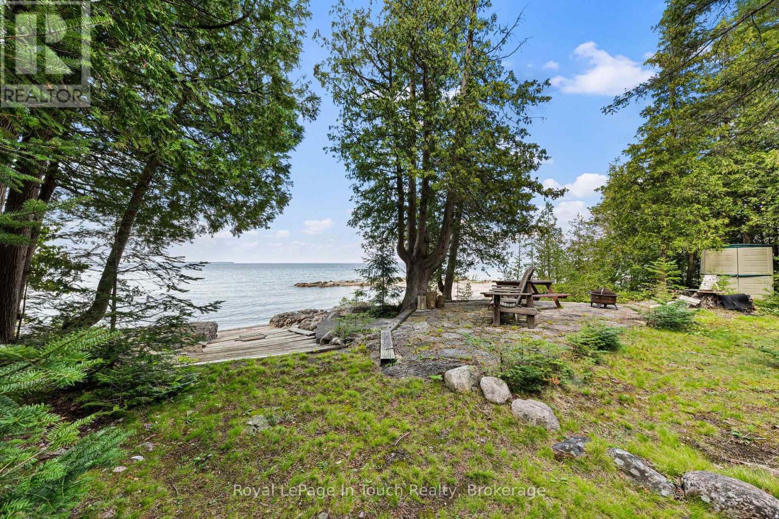 25 CHIPPEWA CRESCENT - 9