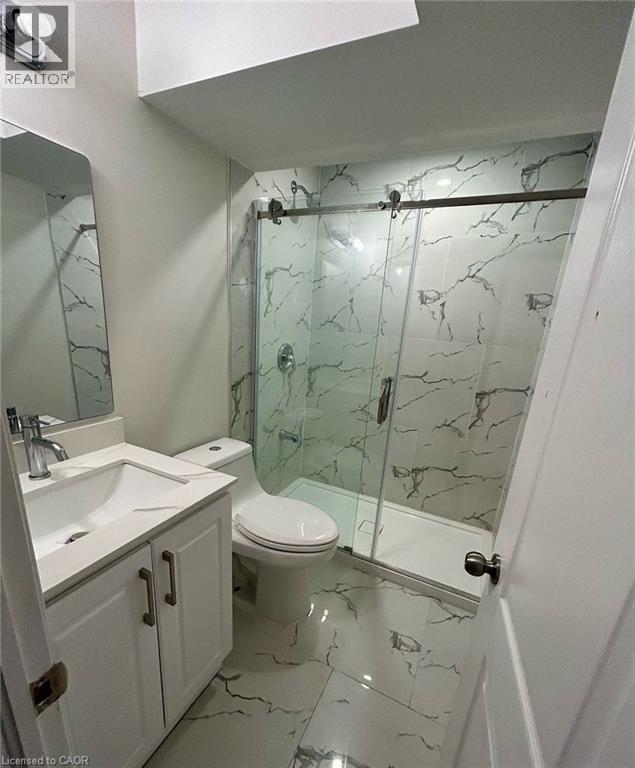 Vanity with undermount sink, quartz countertop, and chrome faucet