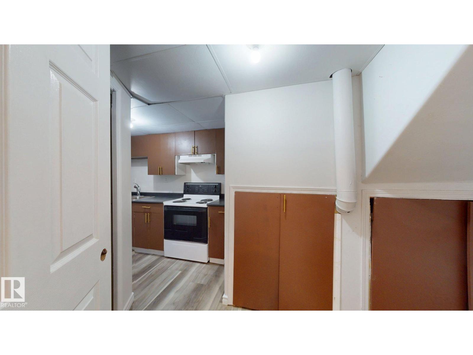 2426 33A ST NW - 12