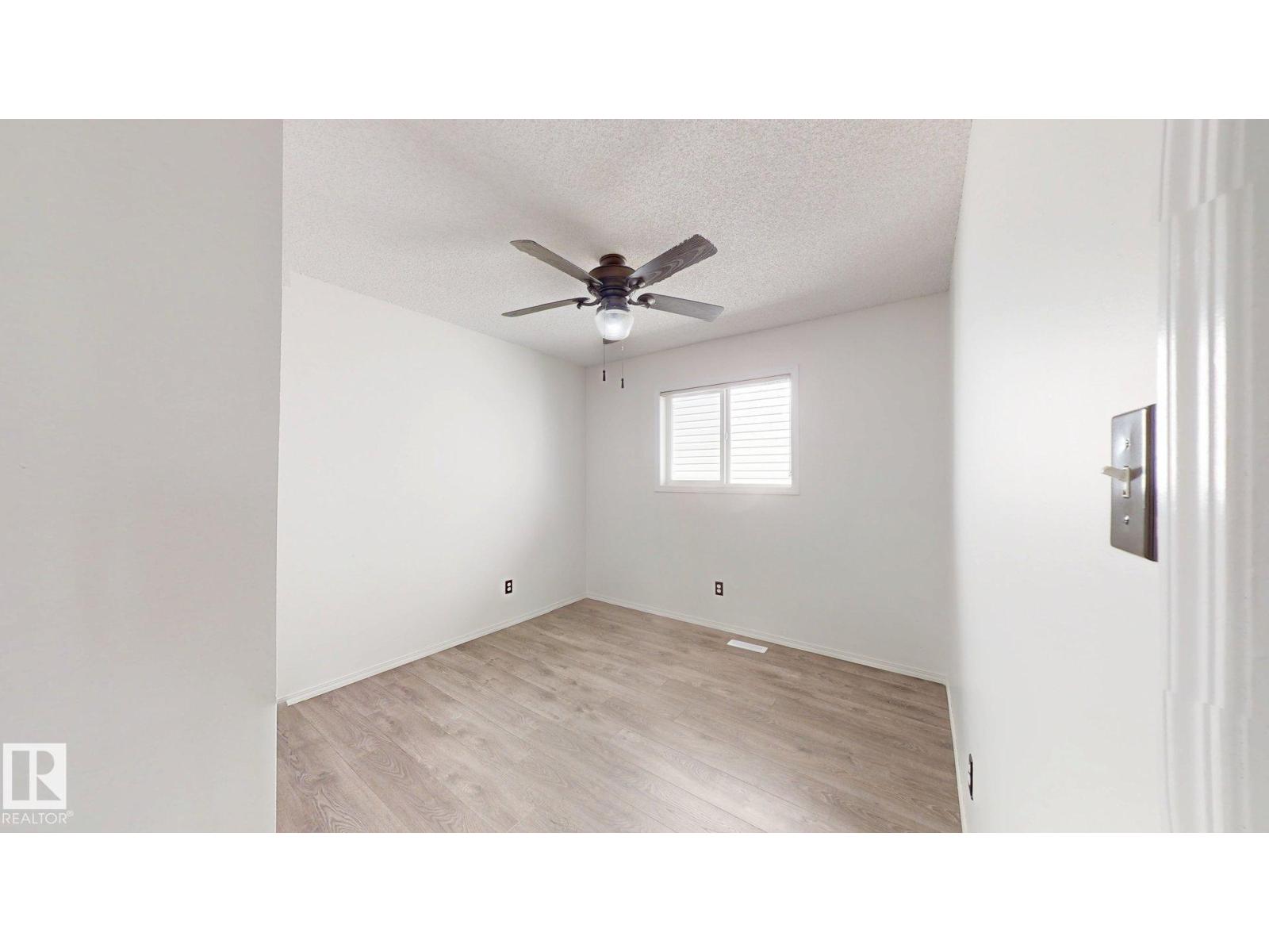 2426 33A ST NW - 17