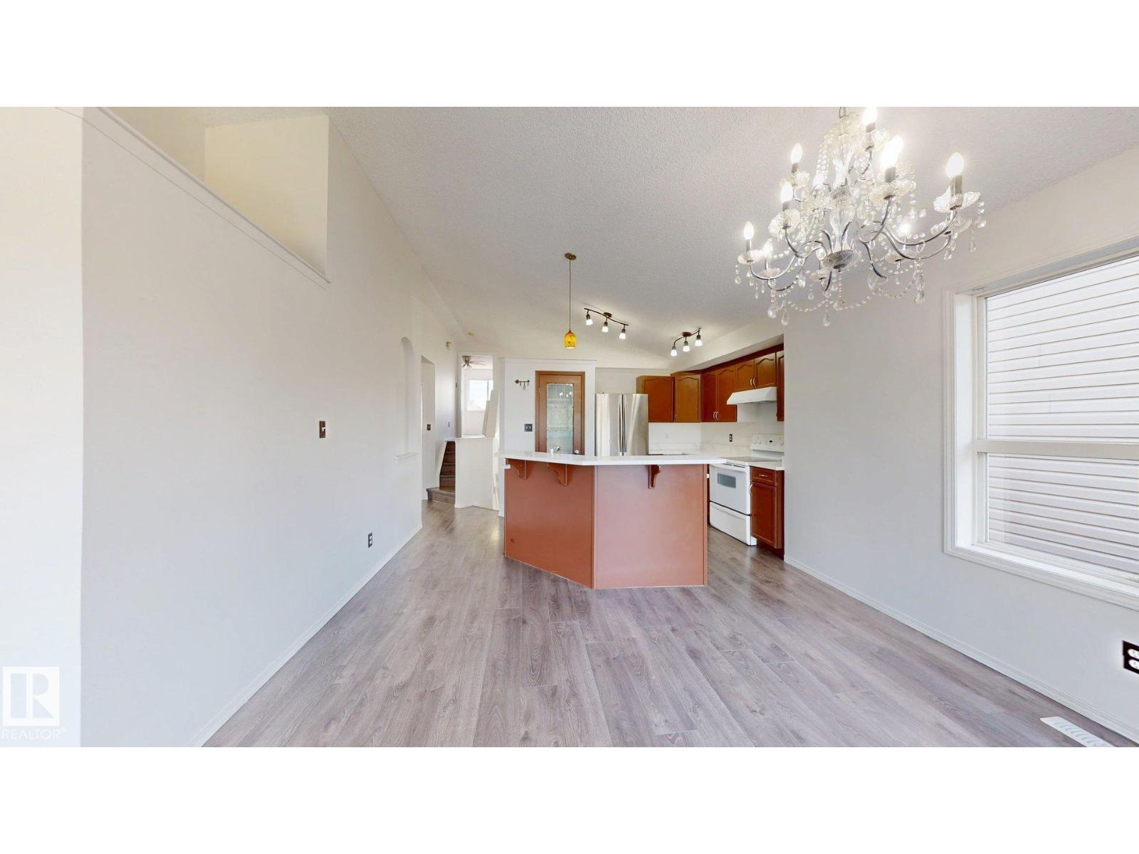 2426 33A ST NW - 29