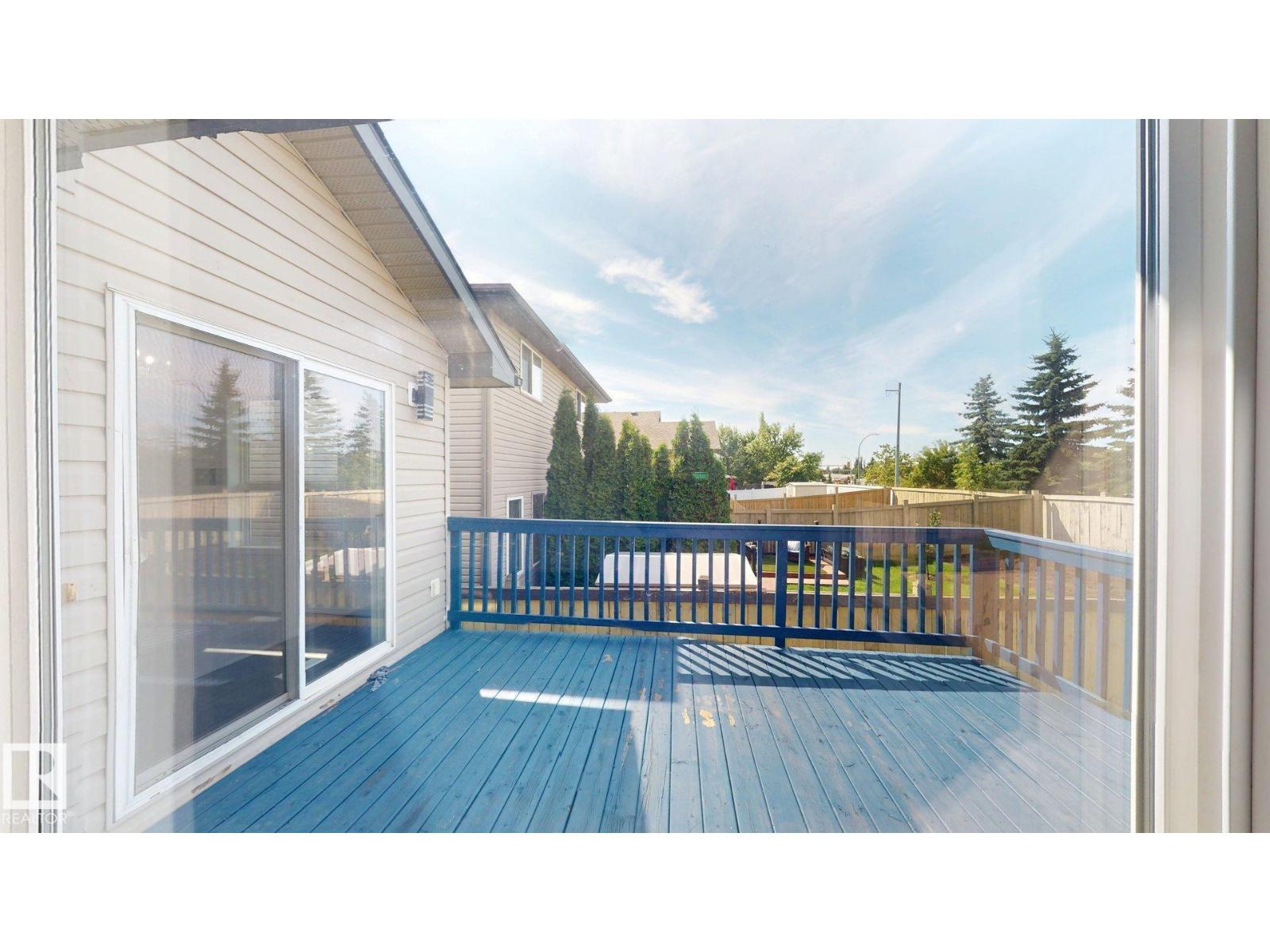 2426 33A ST NW - 32