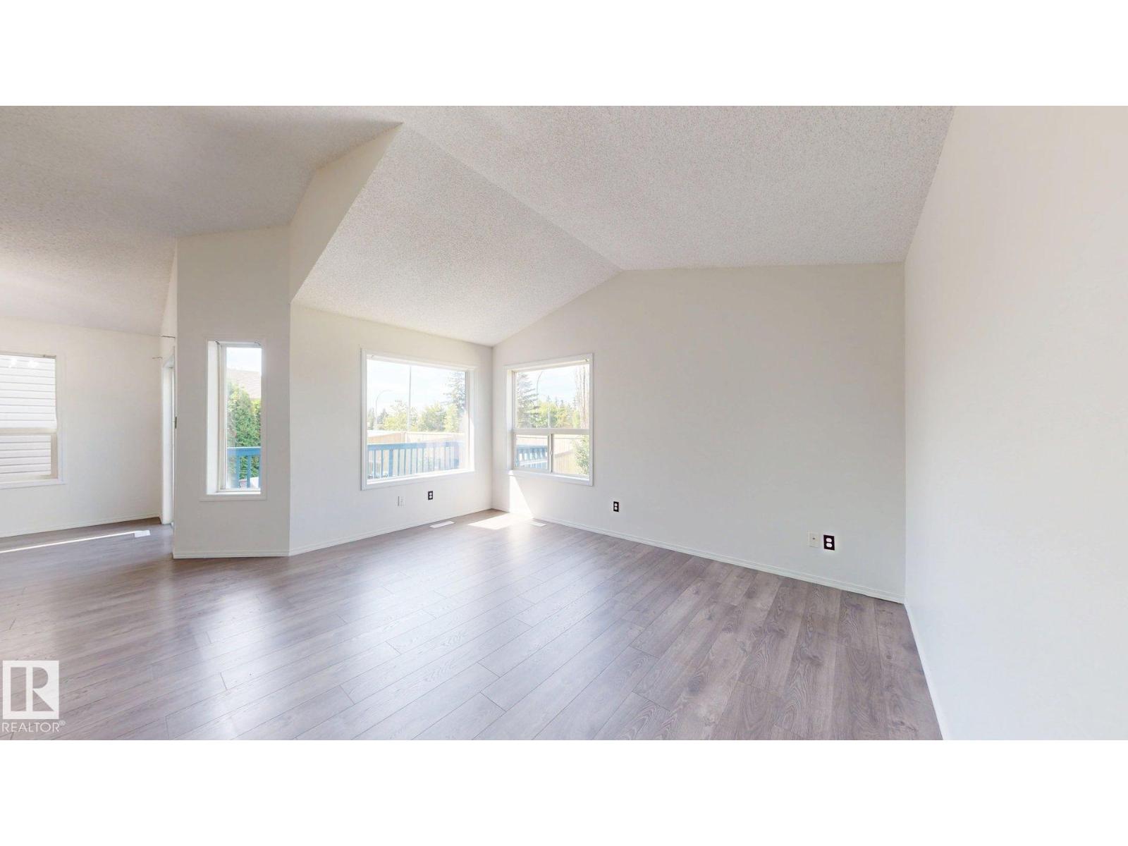 2426 33A ST NW - Image 34