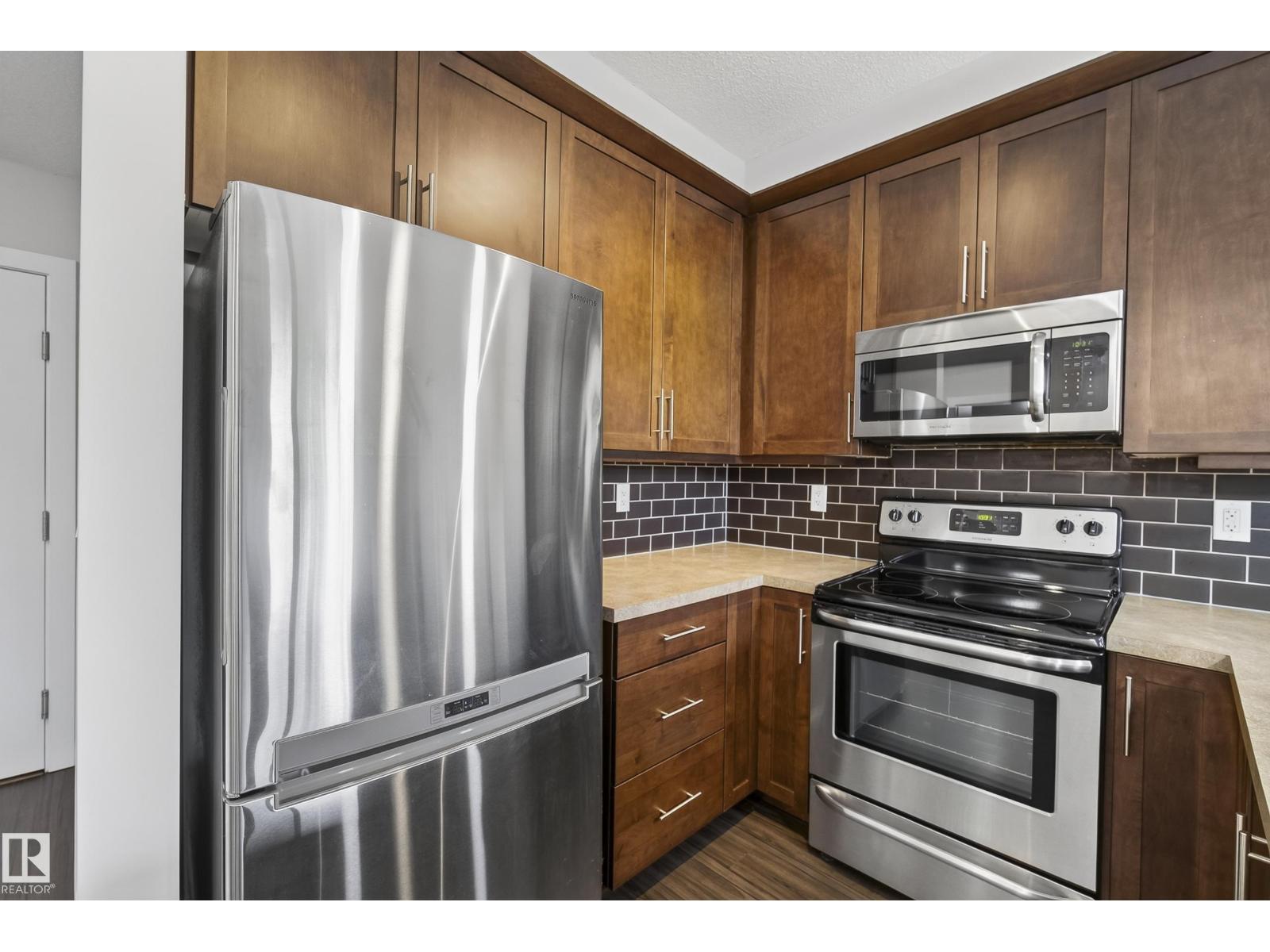 #206 2588 ANDERSON WY SW - 5