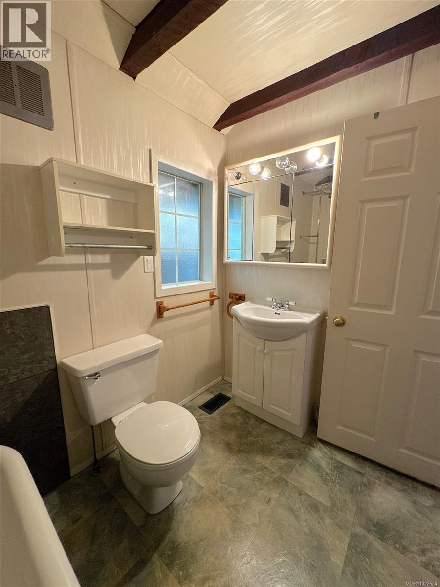 561 & 565 Island Hwy, Campbell River