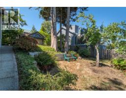 561 & 565 Island Hwy, Campbell River, BC V9W2B9 Photo 44