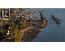 561 & 565 Island Hwy, Campbell River, BC V9W2B9 Photo 81