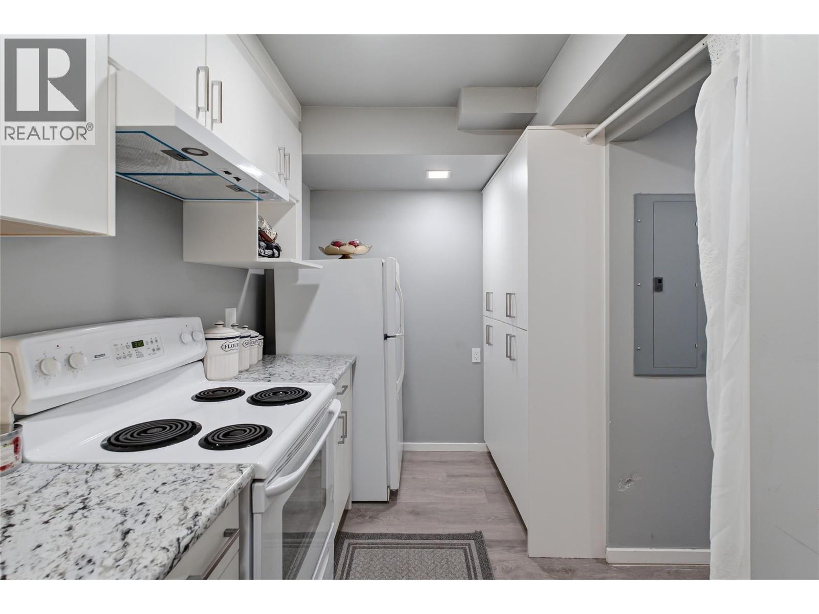  3140 Coventry Crescent, West Kelowna