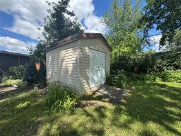 209 2nd Street Ne, Altona, MB R0G0B0 Photo 10