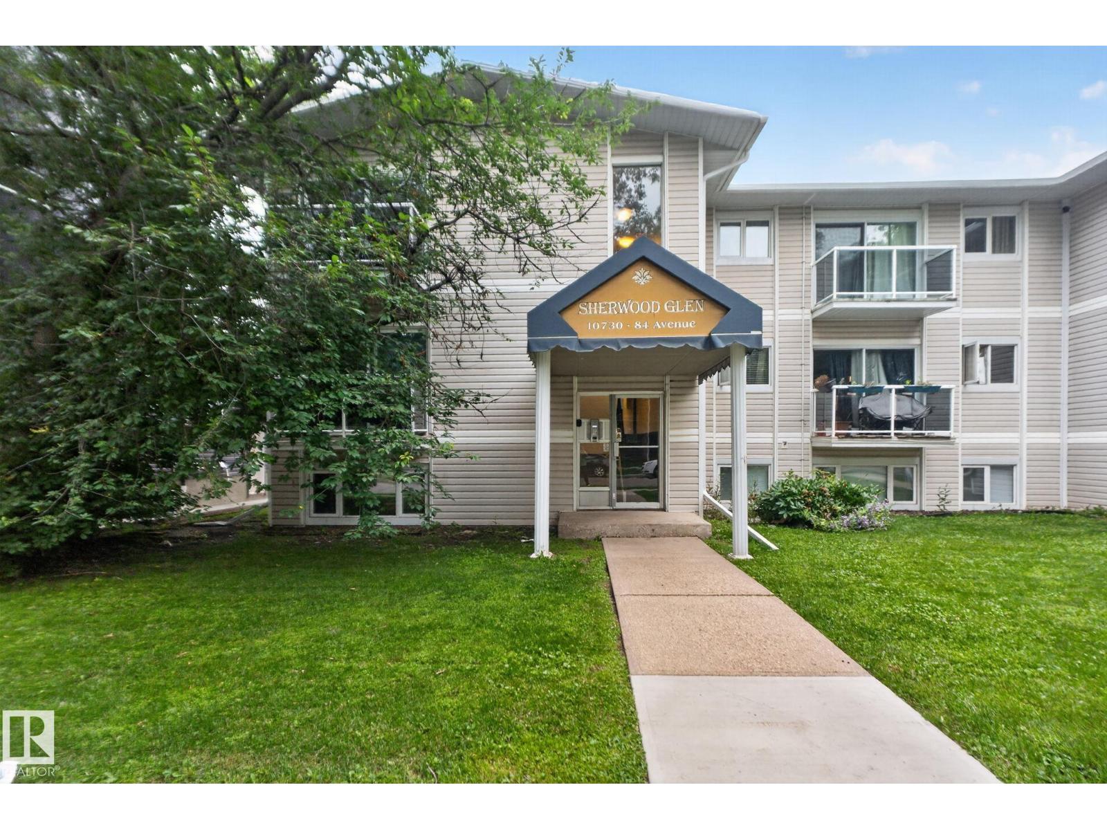#9 10730 84 AV NW - 2