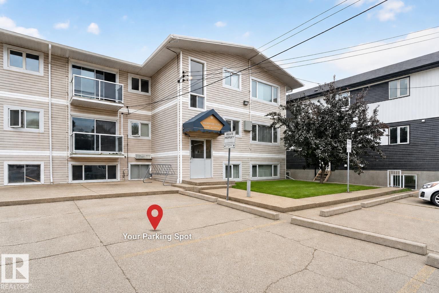 #9 10730 84 AV NW - 23