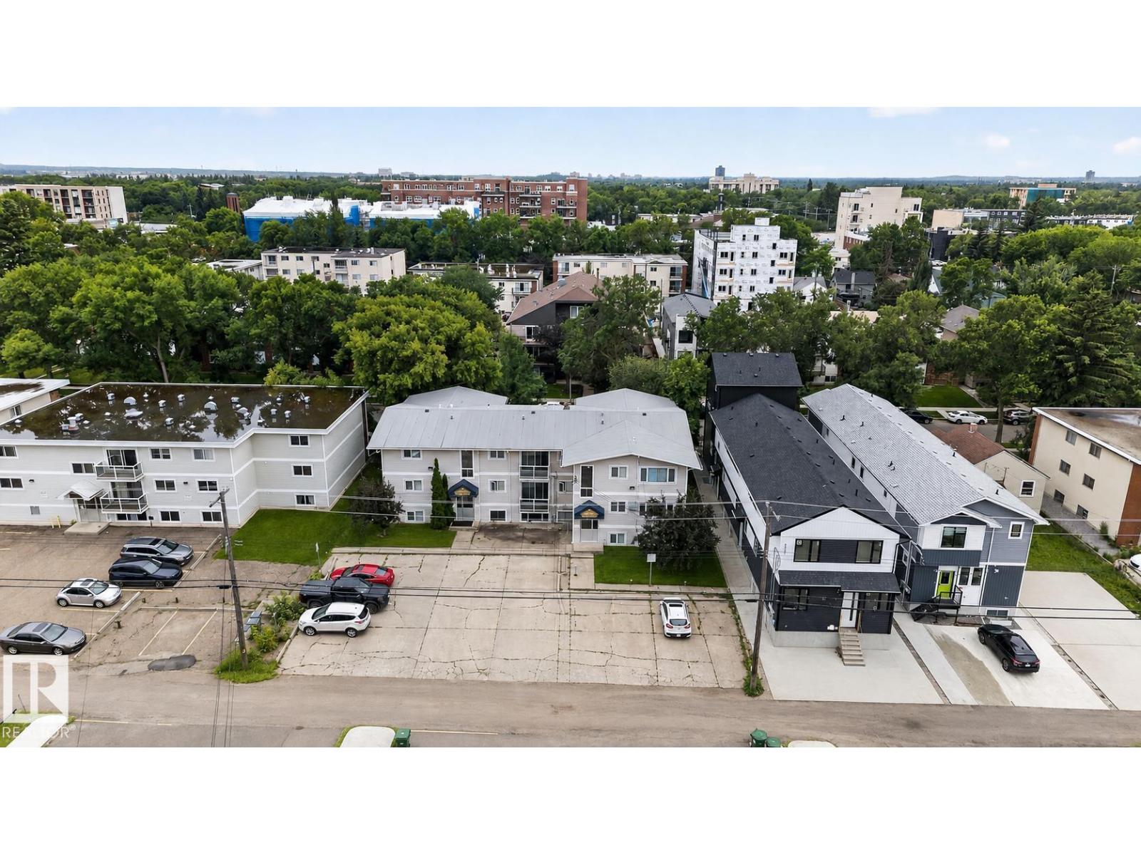 #9 10730 84 AV NW - Image 24