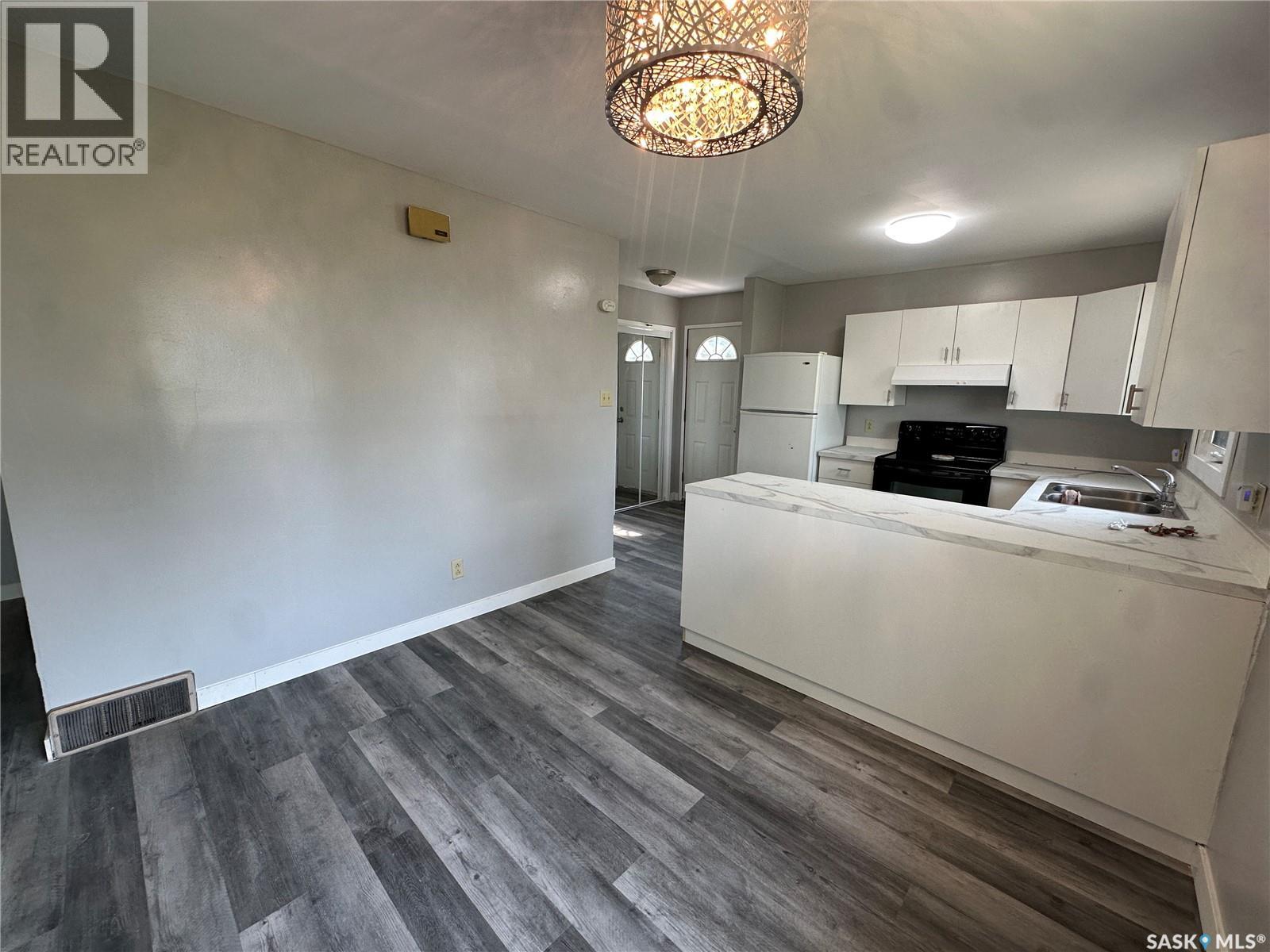 429 2nd STREET - 11