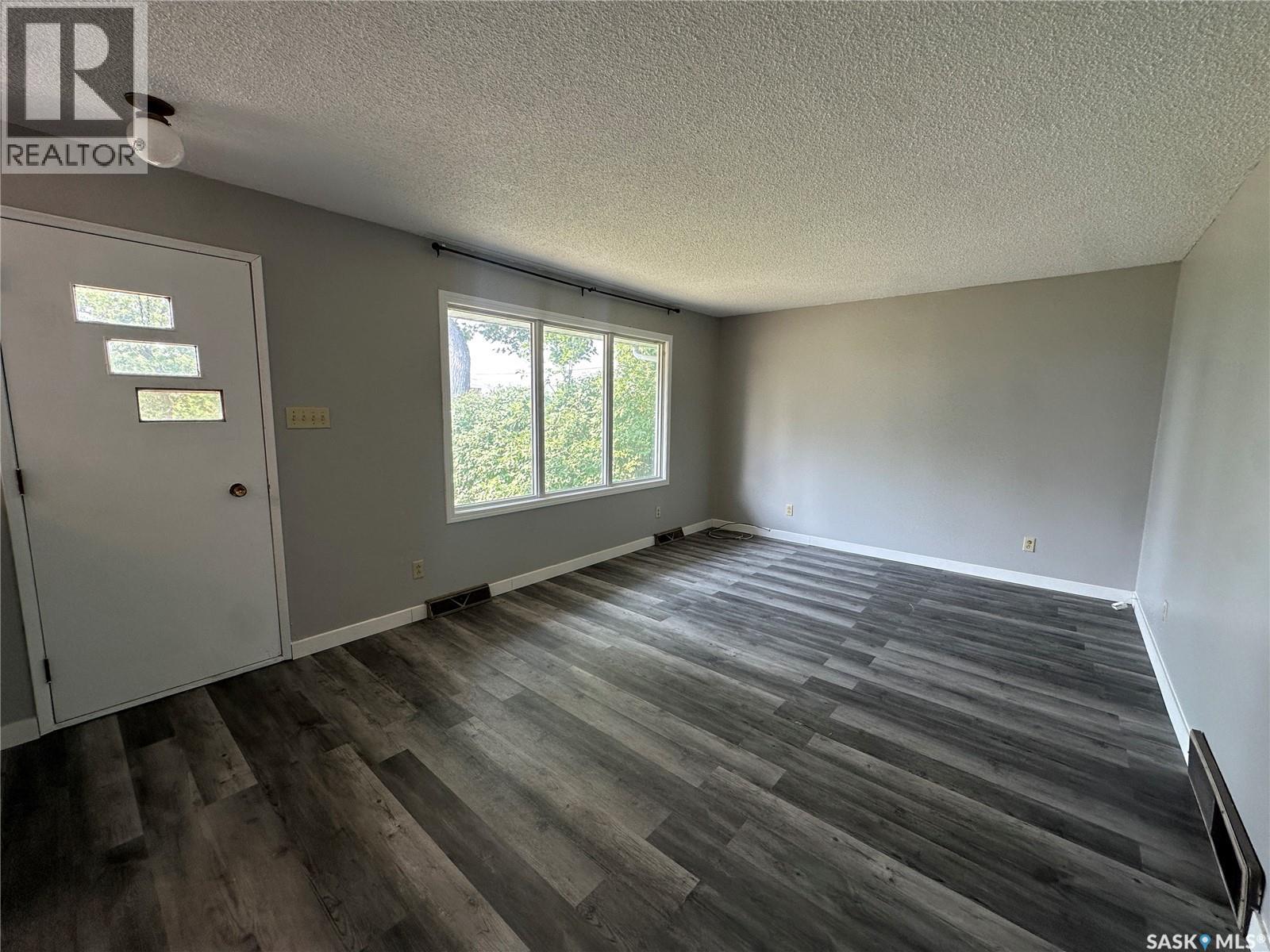 429 2nd STREET - 15