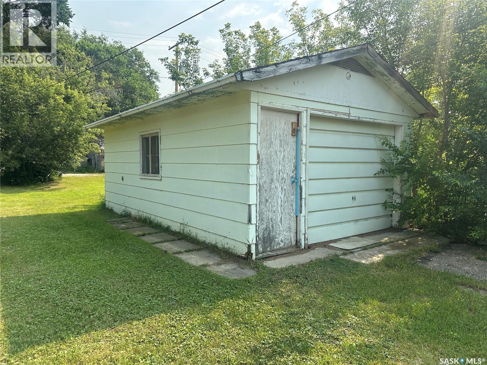 429 2nd STREET - 35