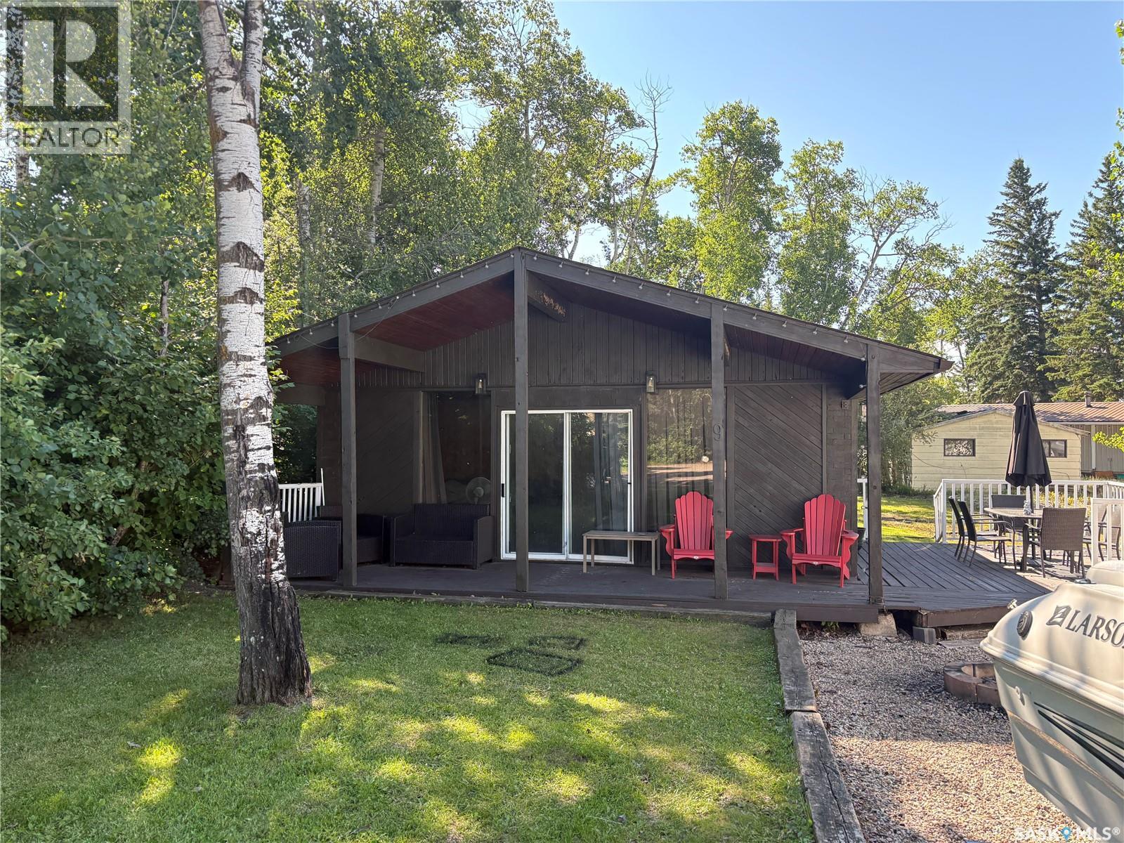 9 Hunter BAY