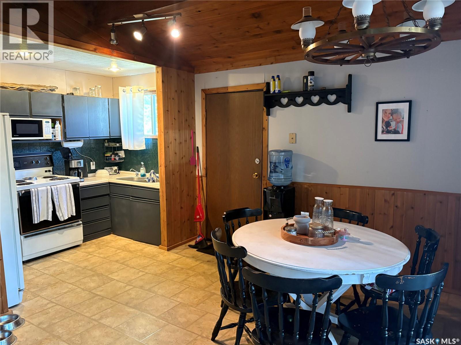 9 Hunter BAY - Image 12