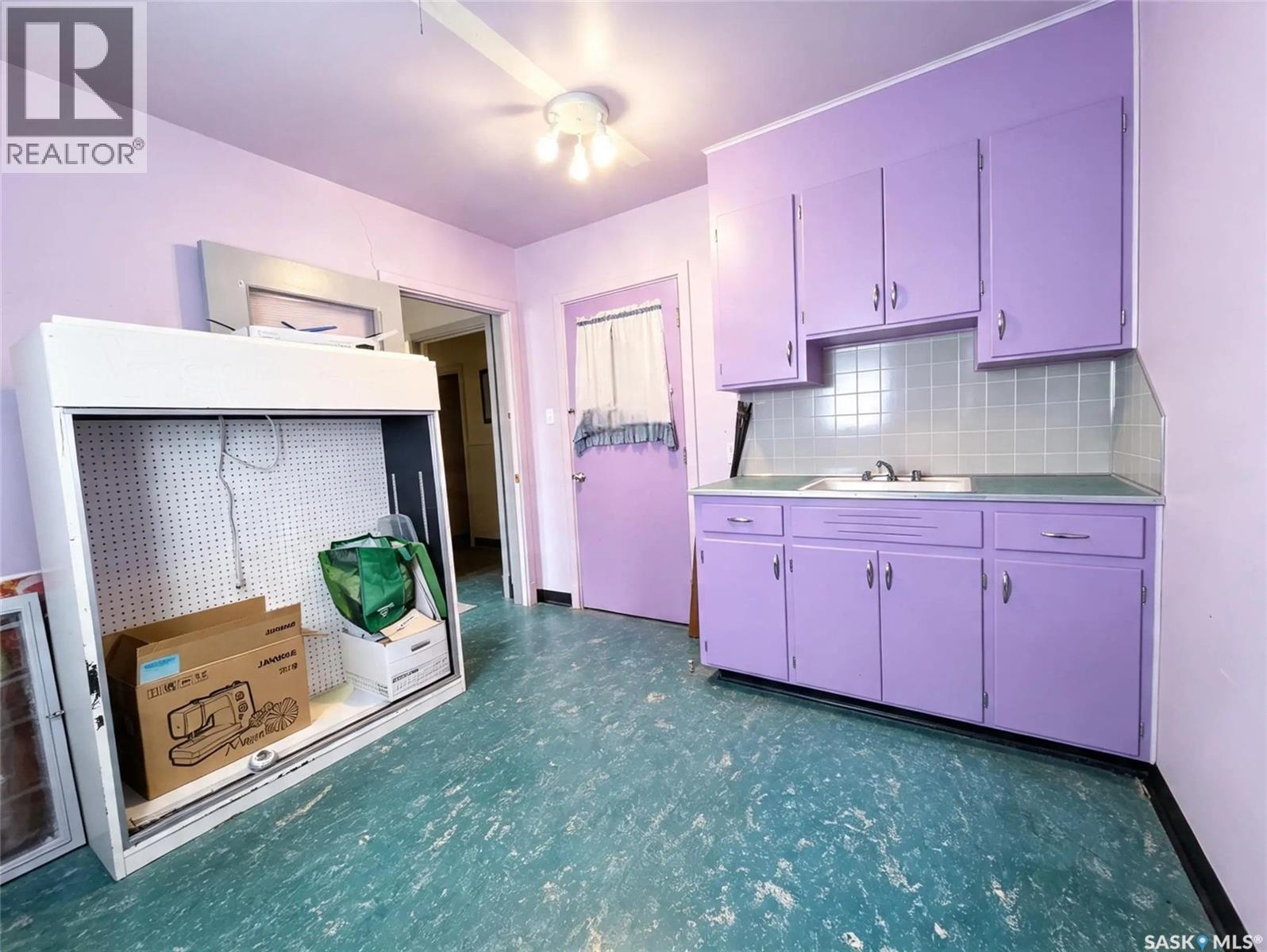 E 135-145 3rd STREET E - 28